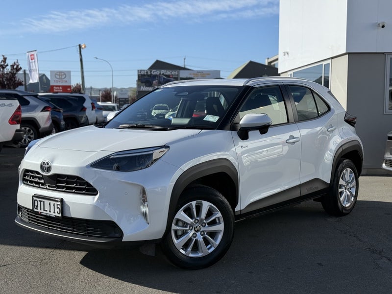 2024 Toyota Yaris Cross GX 1.5P HV ECVT FWD SUV image 5