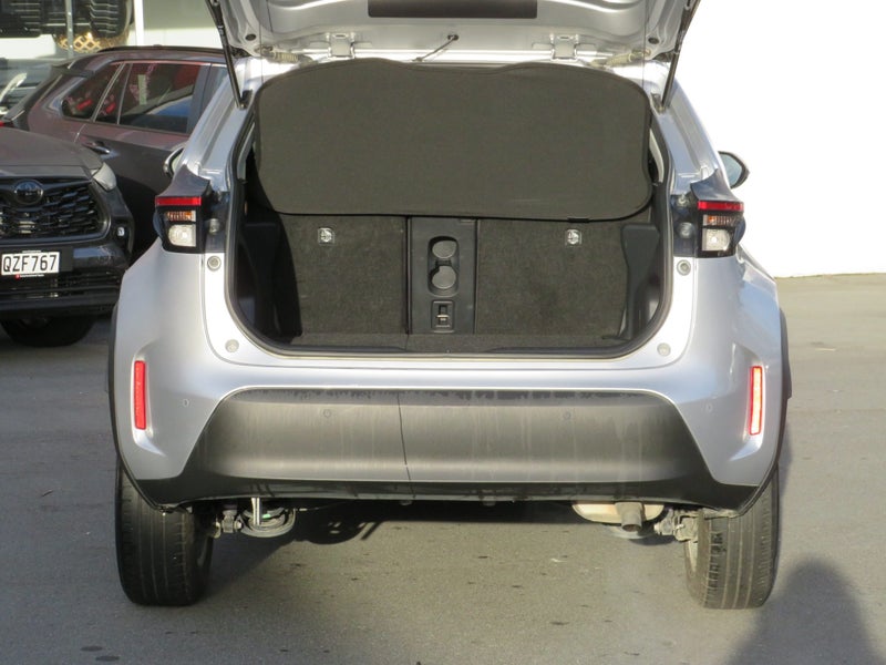 2024 Toyota Yaris Cross GX 1.5P HV ECVT FWD SUV image 5