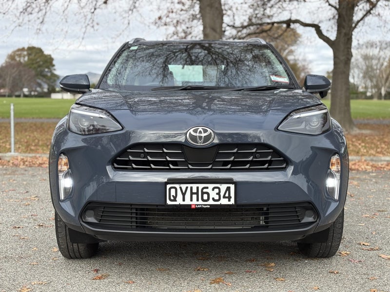 2024 Toyota Yaris Cross GX 1.5P HV FWD SUV image 2