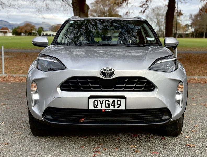 2024 Toyota Yaris Cross GX 1.5P HV FWD SUV image 2