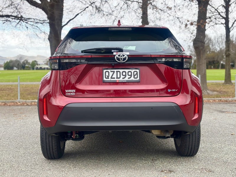 2024 Toyota Yaris Cross GX 1.5P HV FWD SUV image 4