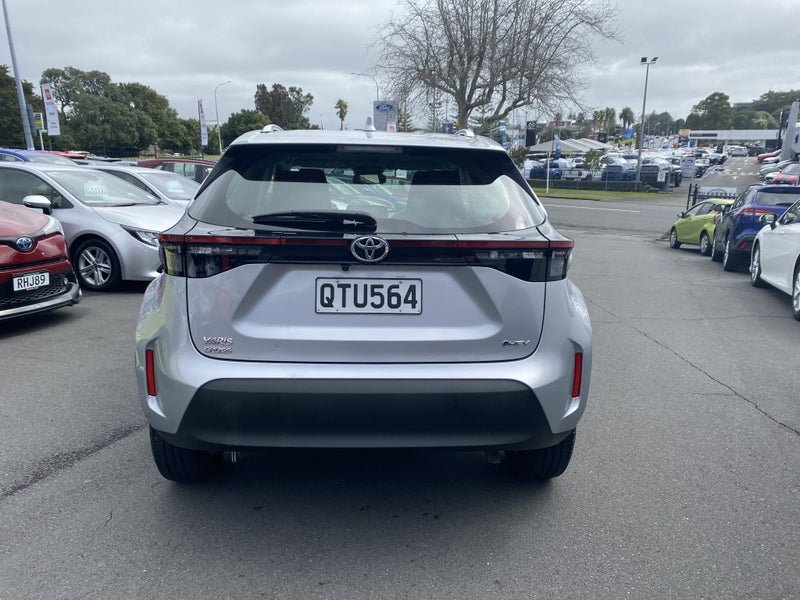 2024 Toyota Yaris Cross GX 1.5P HV SUV image 5