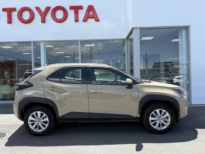 2024 Toyota Yaris Cross GX 1.5P HYBRID image 2