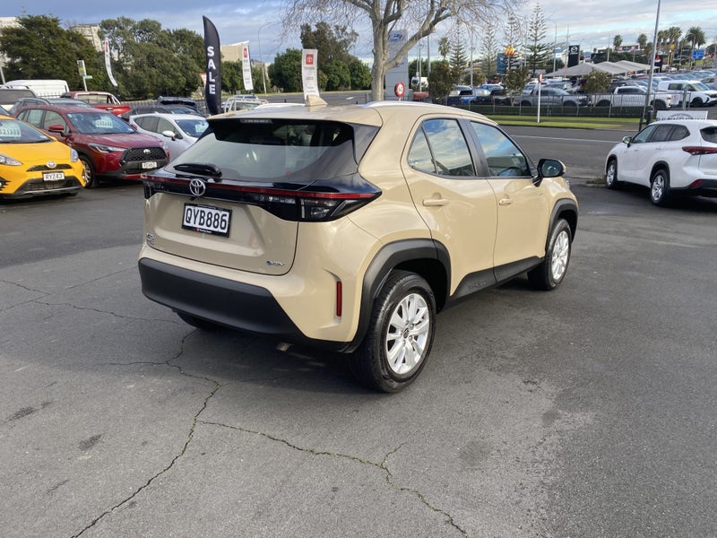 2024 Toyota Yaris Cross GX 1.5P Hybrid image 2
