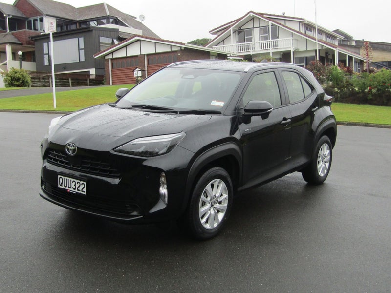 2024 Toyota Yaris Cross GX 1.5P Hybrid image 3