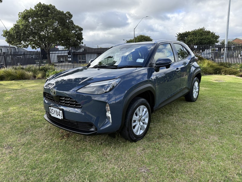 2024 Toyota Yaris Cross GX 1.5P Hybrid image 3