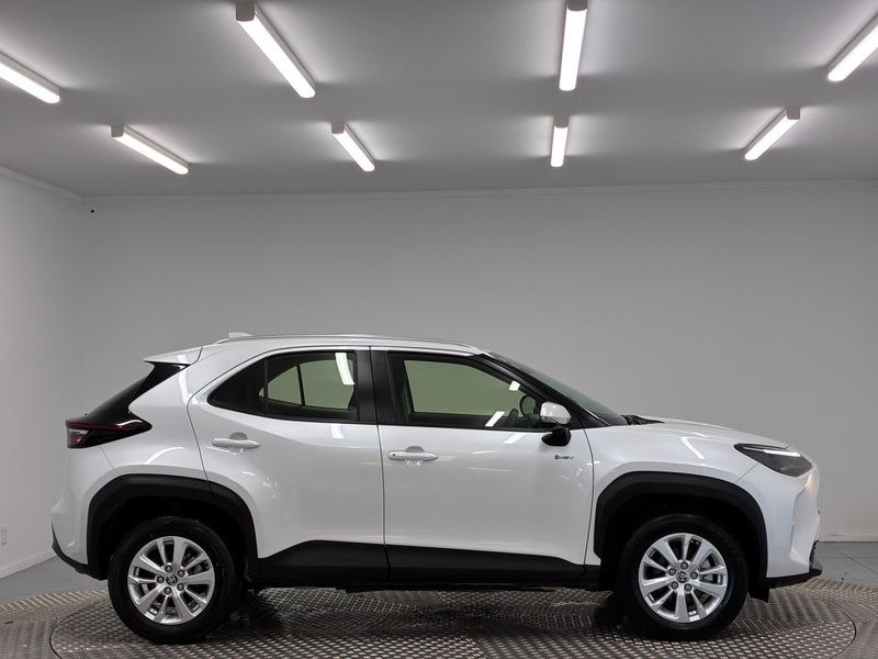 2024 Toyota Yaris Cross GX 1.5P Hybrid image 2