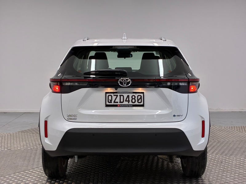 2024 Toyota Yaris Cross GX 1.5P Hybrid image 4