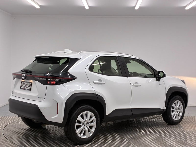 2024 Toyota Yaris Cross GX 1.5P Hybrid image 3