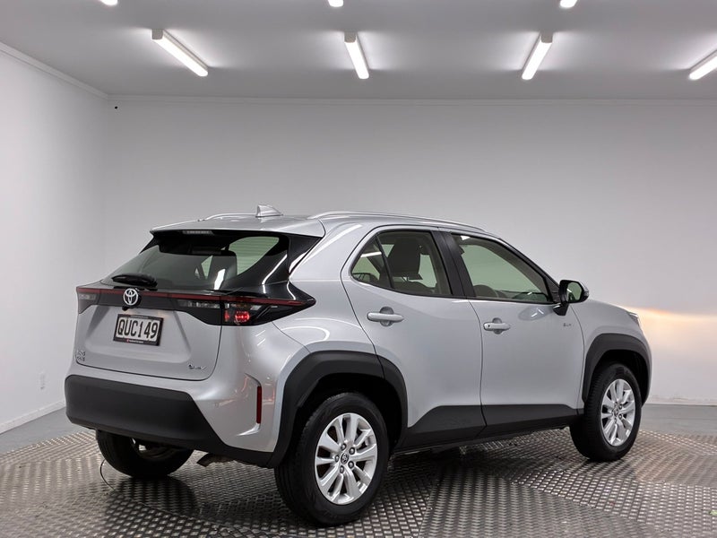 2024 Toyota Yaris Cross GX 1.5P Hybrid image 3