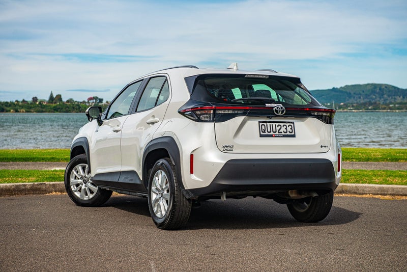 2024 Toyota Yaris Cross GX 1.5P Hybrid image 4