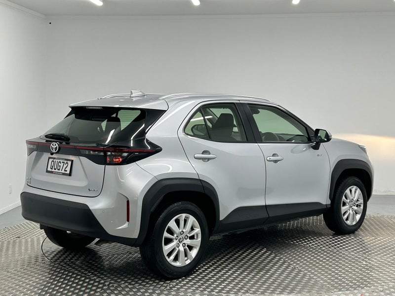 2024 Toyota Yaris Cross GX 1.5P Hybrid image 3