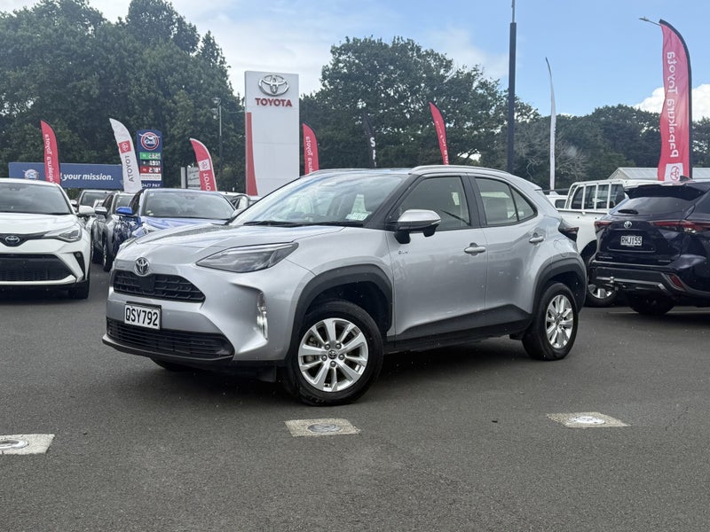 2024 Toyota Yaris Cross GX 1.5P HYBRID image 2