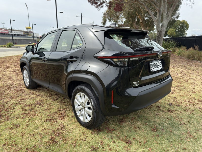 2024 Toyota Yaris Cross GX 1.5P Hybrid Automati... image 5