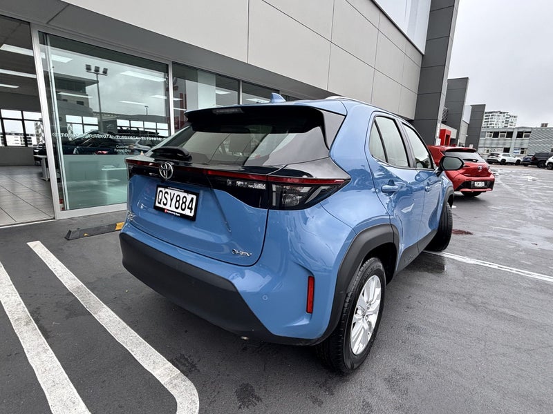 2024 Toyota Yaris Cross GX 1.5P HYBRID ECONOMIC... image 3