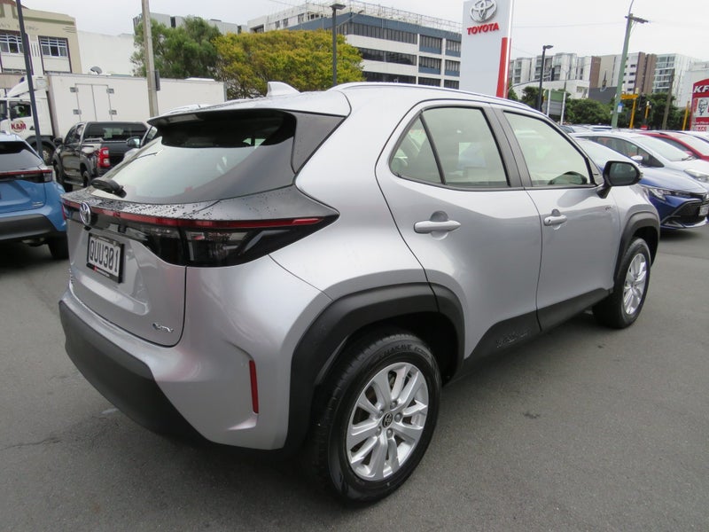 2024 Toyota Yaris Cross GX 1.5P Hybrid ECVT image 4