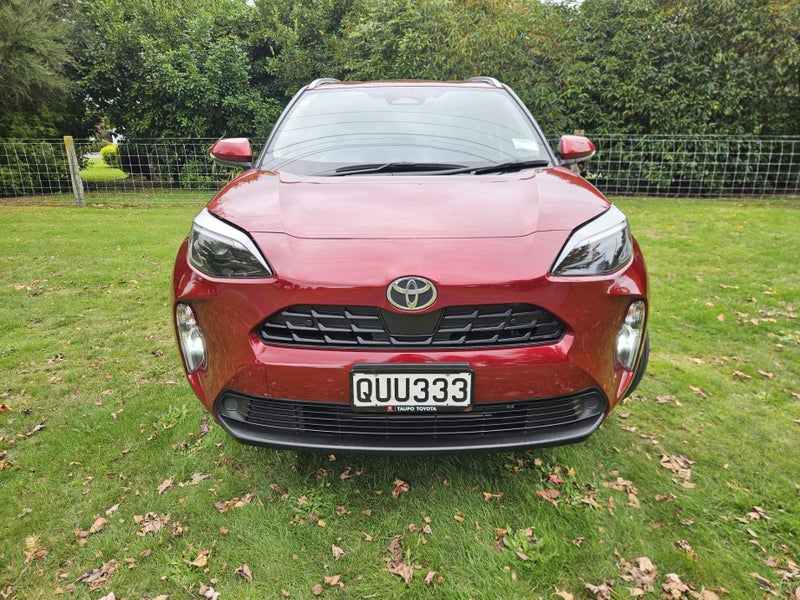 2024 Toyota Yaris Cross GX 1.5P Hybrid Electric... image 3