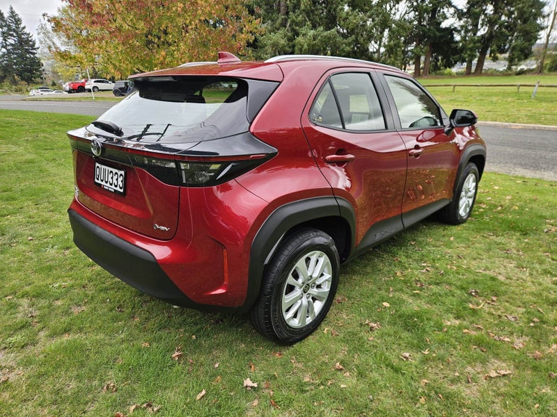 2024 Toyota Yaris Cross GX 1.5P Hybrid Electric... image 5