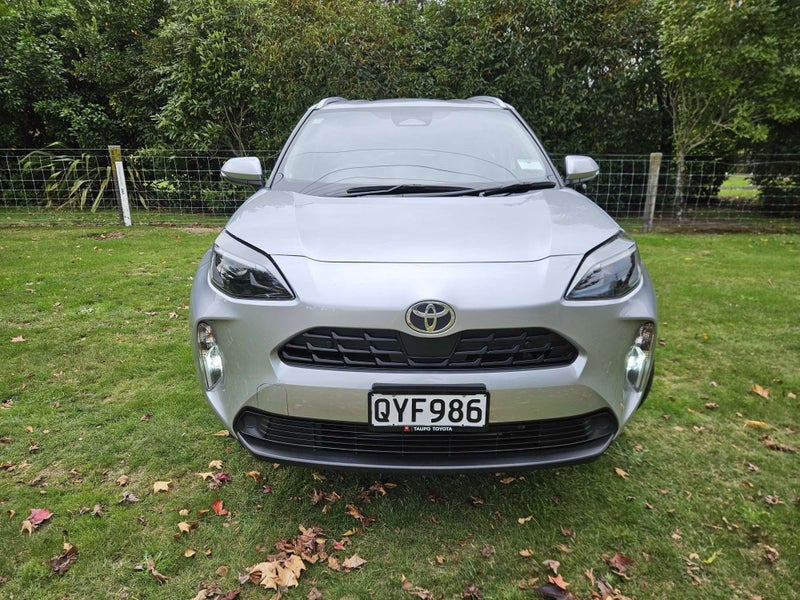 2024 Toyota Yaris Cross GX 1.5P Hybrid Electric... image 3