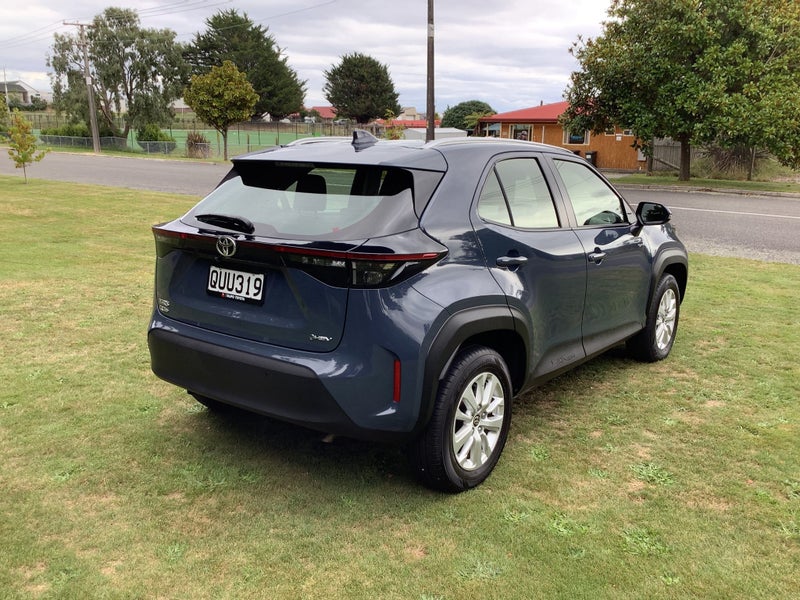 2024 Toyota Yaris Cross GX 1.5P Hybrid Electric... image 5