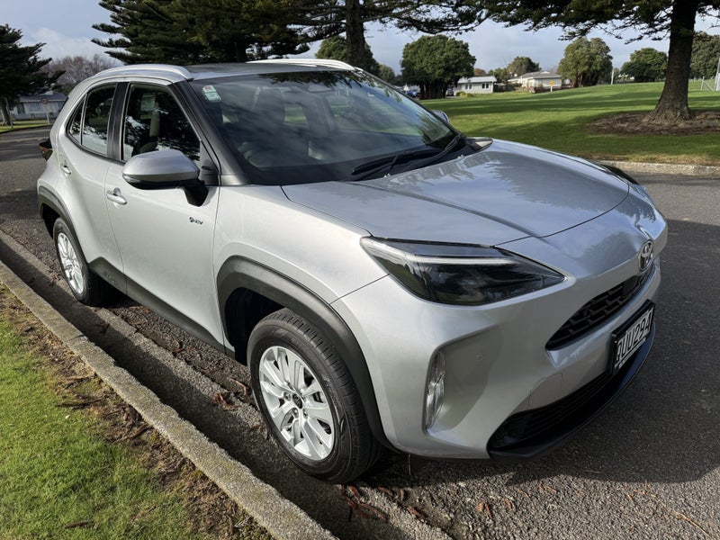 2024 Toyota Yaris Cross GX 1.5P Hybrid FWD Auto... image 5