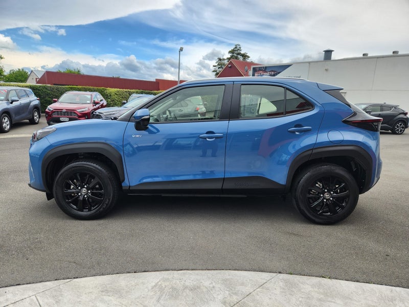 2024 Toyota Yaris Cross GX 1.5P Hybrid FWD Auto... image 5