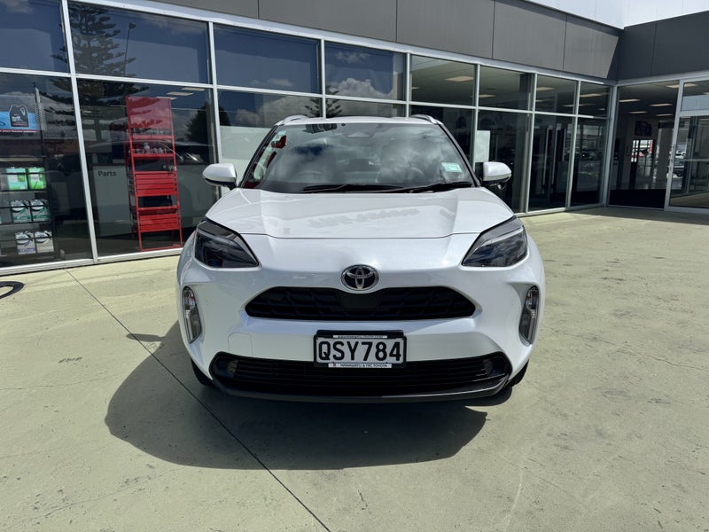 2024 Toyota Yaris Cross GX 1.5P Hybrid FWD Auto... image 2