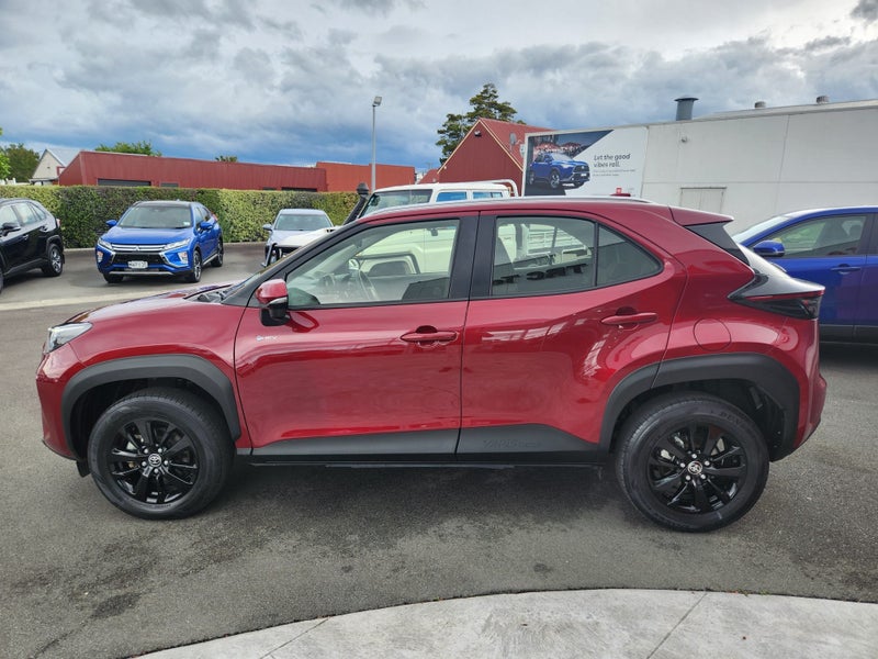 2024 Toyota Yaris Cross GX 1.5P Hybrid FWD Auto... image 5