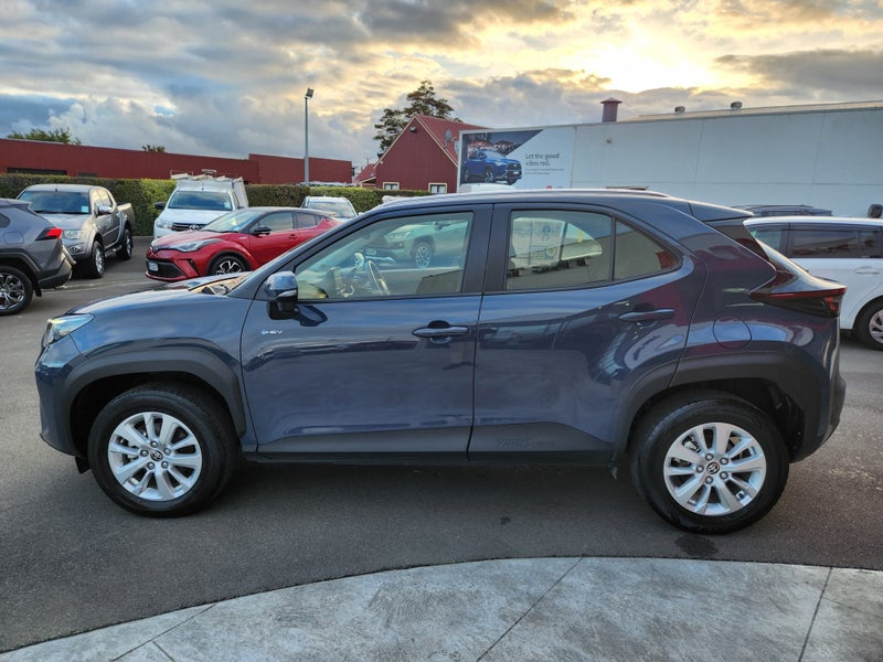 2024 Toyota Yaris Cross GX 1.5P Hybrid FWD Auto... image 5