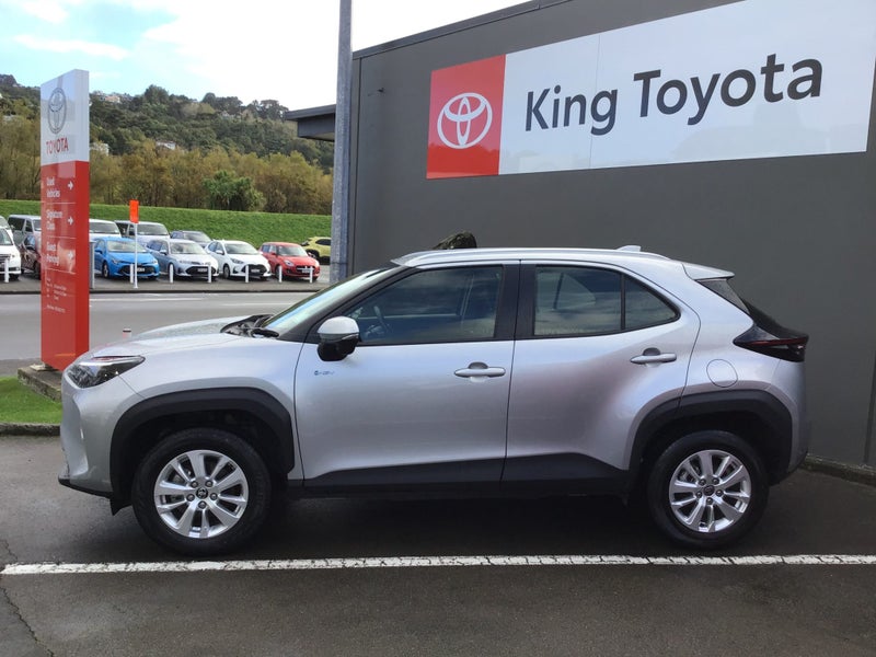 2024 Toyota Yaris Cross GX 1.5P Hybrid NZ New image 2