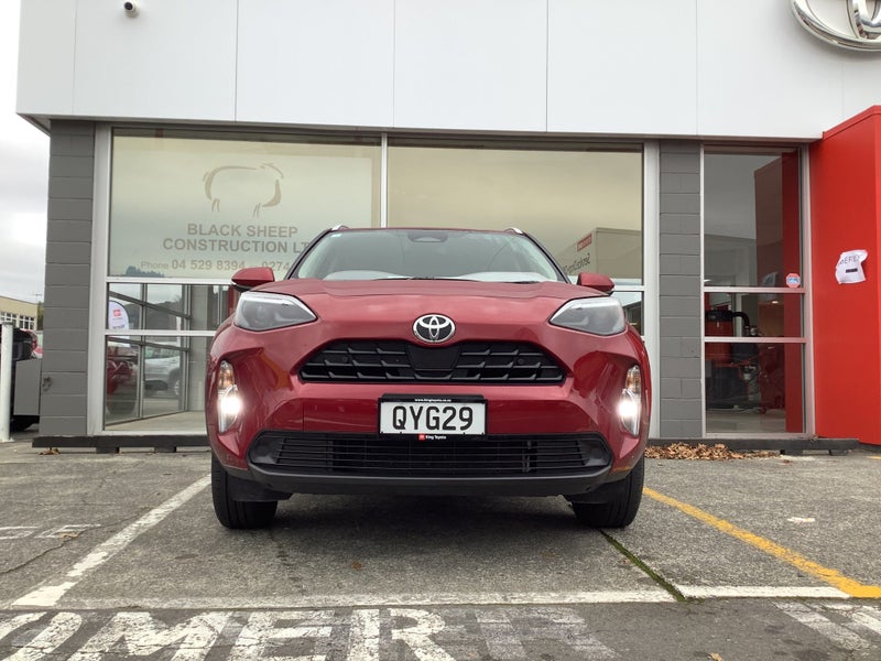 2024 Toyota Yaris Cross GX 1.5P HYBRID SUV image 2