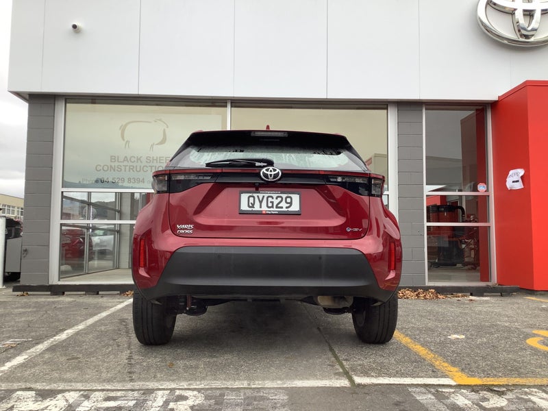 2024 Toyota Yaris Cross GX 1.5P HYBRID SUV image 4