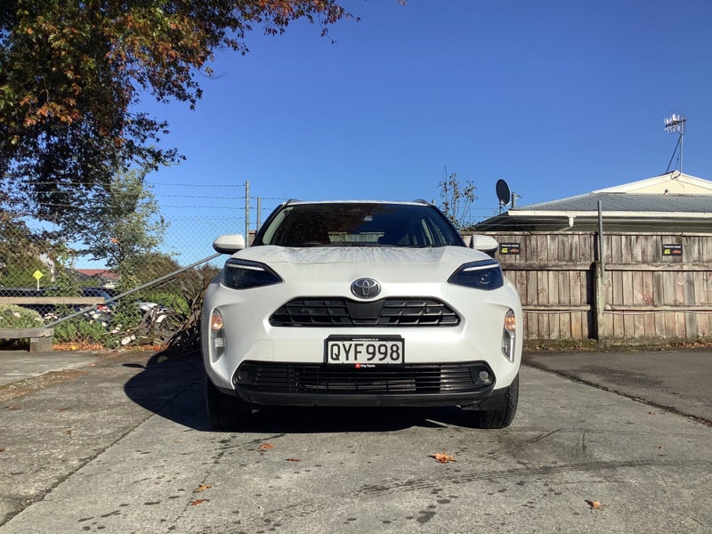 2024 Toyota Yaris Cross GX 1.5P Hybrid SUV image 3