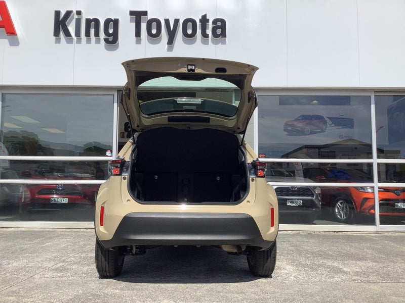 2024 Toyota Yaris Cross GX 1.5P HYBRID SUV image 5