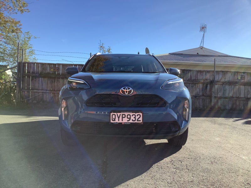 2024 Toyota Yaris Cross GX 1.5P Hybrid SUV image 2