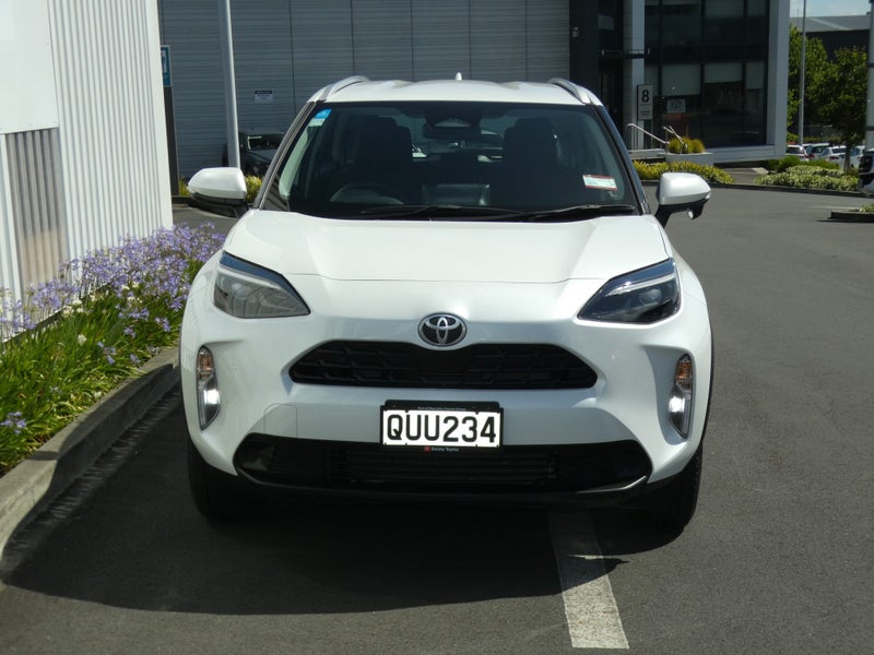 2024 Toyota Yaris Cross GX image 5