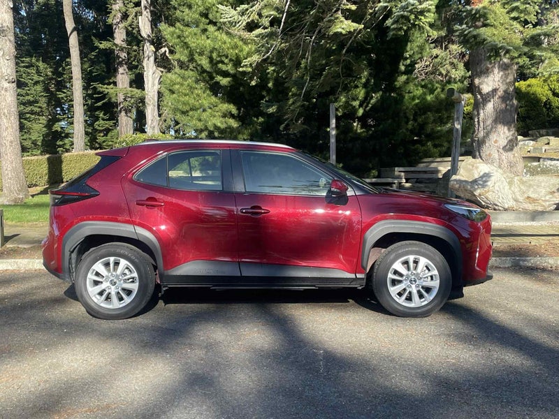 2024 Toyota Yaris Cross GX Hybrid image 3