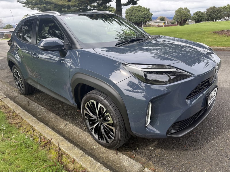 2024 Toyota Yaris Cross Limited 1.5P Hybrid FWD... image 5