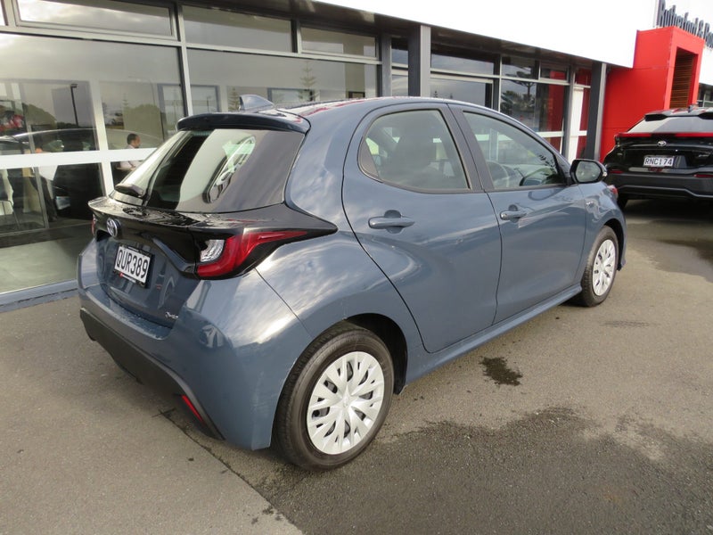 2024 Toyota Yaris GX 1.5P HV image 5