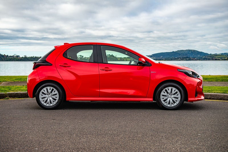 2024 Toyota Yaris GX 1.5P HV ECVT FWD image 5