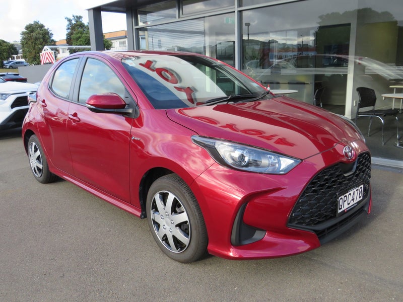 2024 Toyota Yaris GX 1.5P HV ECVT FWD image 2