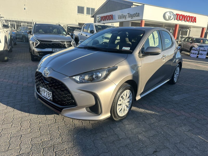 2024 Toyota Yaris GX 1.5P HV ECVT FWD HB/5D/5S - image 3