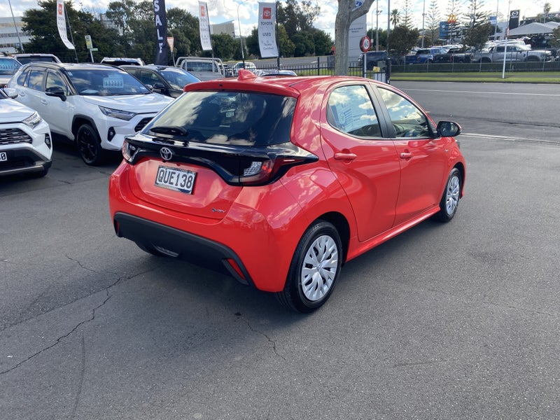 2024 Toyota Yaris GX 1.5P HV ECVT FWD HB/5D/5S... image 2