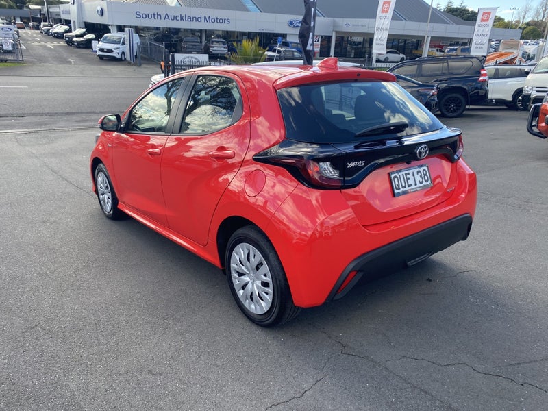 2024 Toyota Yaris GX 1.5P HV ECVT FWD HB/5D/5S... image 5