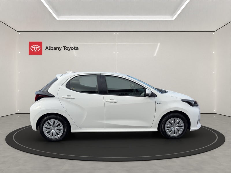 2024 Toyota Yaris GX 1.5P HV ECVT FWD HB/5D/5S... image 2