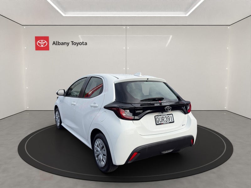 2024 Toyota Yaris GX 1.5P HV ECVT FWD HB/5D/5S... image 5