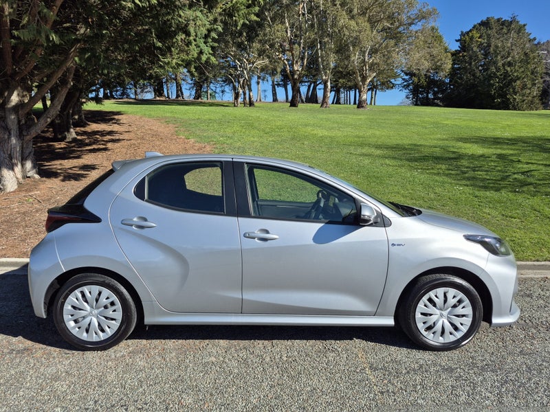 2024 Toyota Yaris GX 1.5P HV ECVT FWD HB/5D/5S image 4
