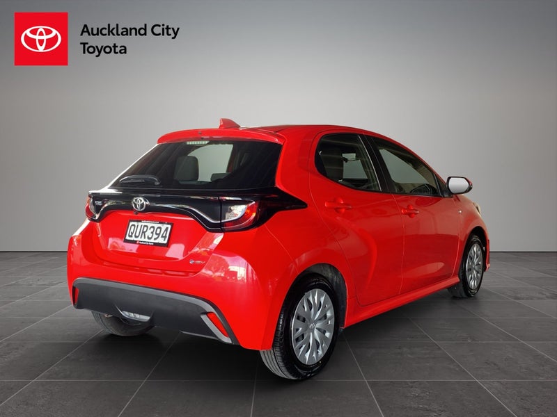 2024 Toyota Yaris GX 1.5P HV ECVT FWD HB/5D/5S image 3