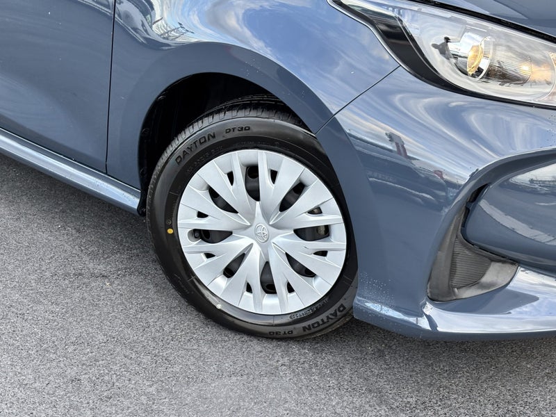 2024 Toyota Yaris GX 1.5P HV ECVT FWD HB/5D/5S... image 5