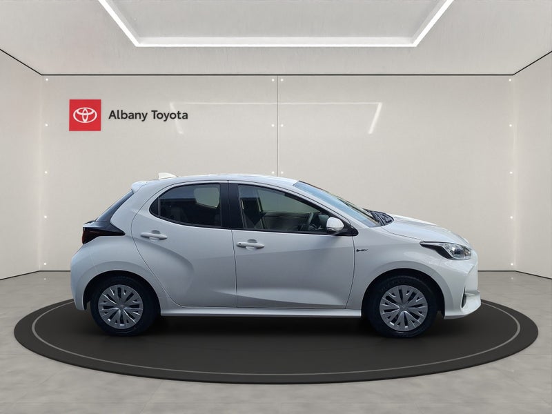 2024 Toyota Yaris GX 1.5P HV ECVT FWD HB/5D/5S... image 2